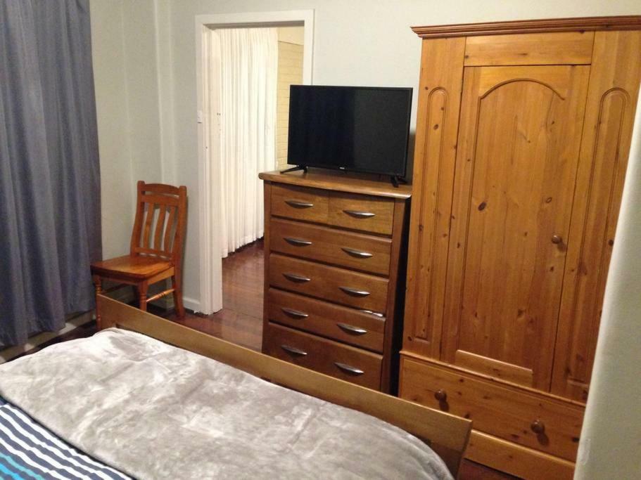 Affordable & Comfortable Apartment On Langley Park パース エクステリア 写真