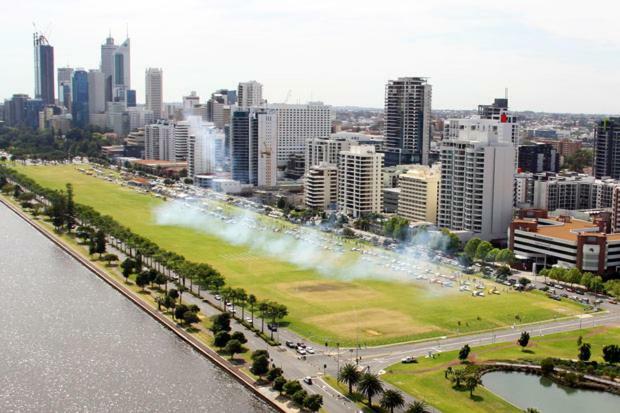 Affordable & Comfortable Apartment On Langley Park パース エクステリア 写真