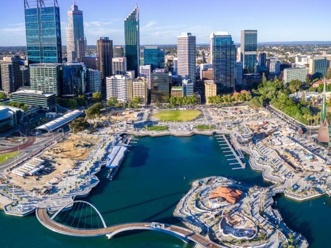 Affordable & Comfortable Apartment On Langley Park パース エクステリア 写真